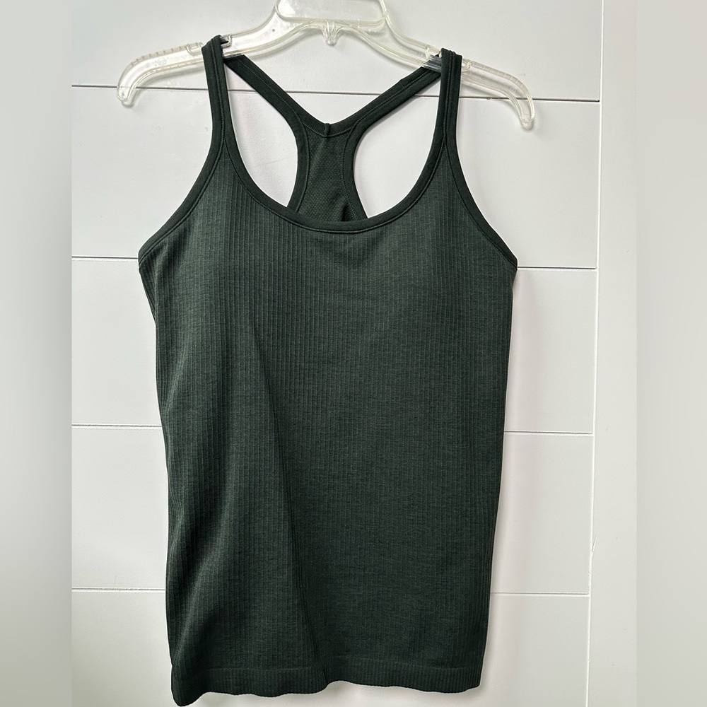 Lululemon Ebb to street tank top light support B/C cup shelf bra tank green 12